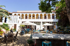  Hostal l'Estrella  Калелла Дэ Палафружель